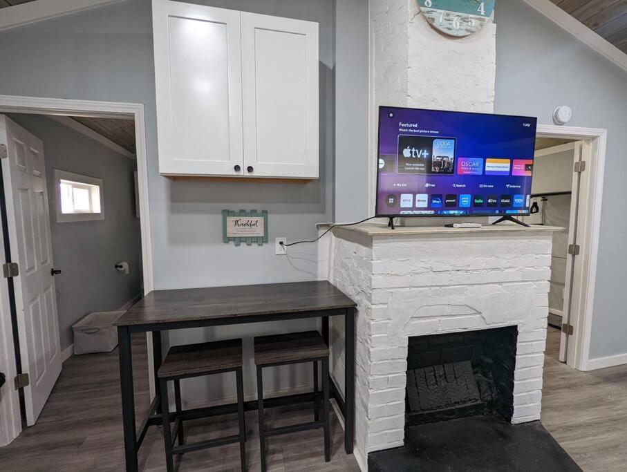 Summerlee Suite - Beautiful Remodeled Farmhouse Oak Hill Kültér fotó