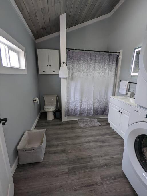 Summerlee Suite - Beautiful Remodeled Farmhouse Oak Hill Kültér fotó