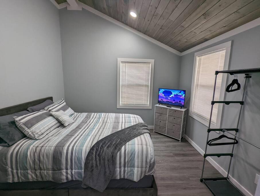 Summerlee Suite - Beautiful Remodeled Farmhouse Oak Hill Kültér fotó